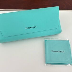 Tiffany & Co. Tiffany Blue Leather Eyeglass Case Magnetic Close & Cloth • NEW